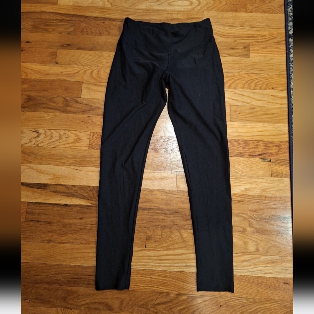 Womens Bally Total Fitness leggings size medium.